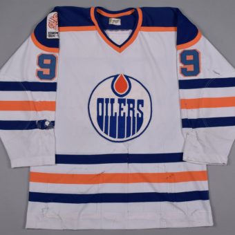 Wayne Gretzky jersey sports memorabilia